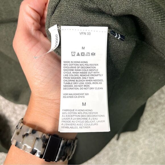 Nautica Sweater Men’s Medium NavTech Dark Green Long Sleeve V-Neck NWT - Picture 5 of 5